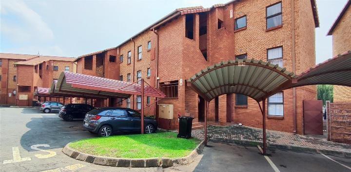 2 Bedroom Property for Sale in Castleview Gauteng