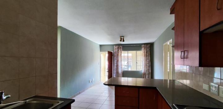 3 Bedroom Property for Sale in Klippoortje Gauteng