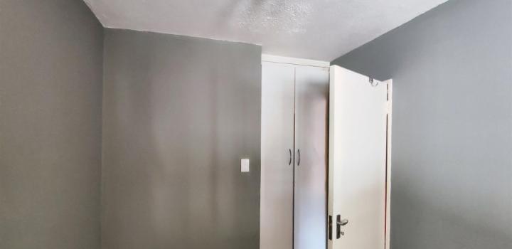 3 Bedroom Property for Sale in Klippoortje Gauteng