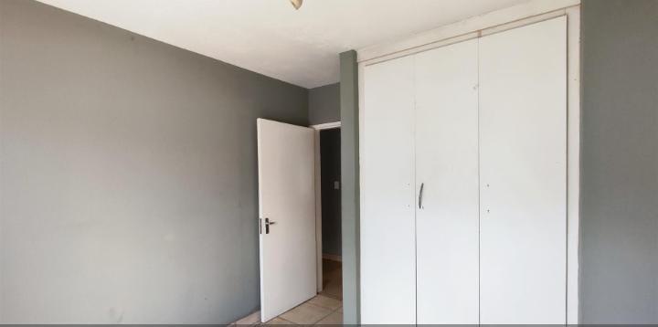 3 Bedroom Property for Sale in Klippoortje Gauteng