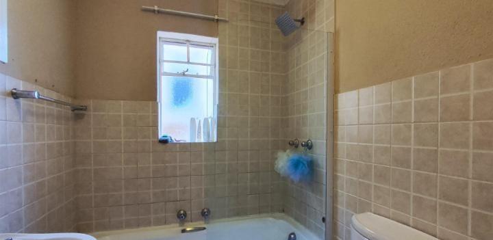 2 Bedroom Property for Sale in Birchleigh North Gauteng