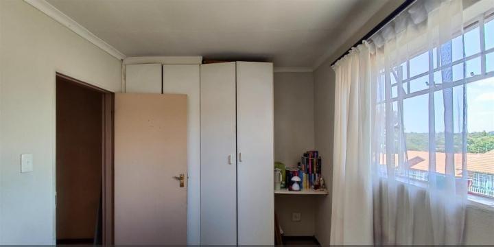 2 Bedroom Property for Sale in Birchleigh North Gauteng