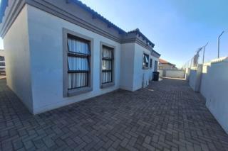 3 Bedroom Property for Sale in The Orchards Gauteng