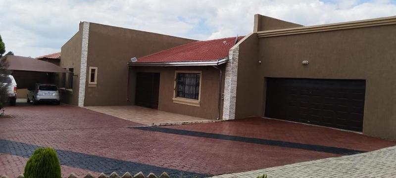 12 Bedroom Property for Sale in Daleside Gauteng