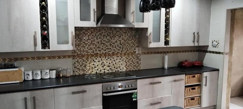 12 Bedroom Property for Sale in Daleside Gauteng