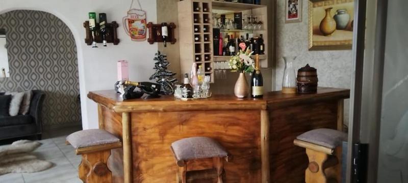 12 Bedroom Property for Sale in Daleside Gauteng