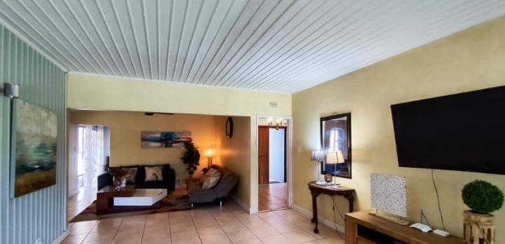 5 Bedroom Property for Sale in Vanderbijlpark Gauteng