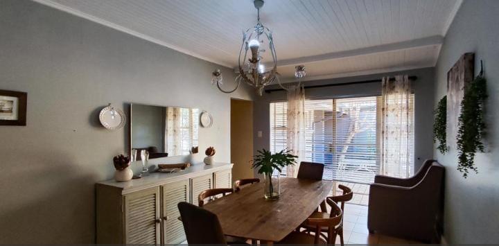 5 Bedroom Property for Sale in Vanderbijlpark Gauteng