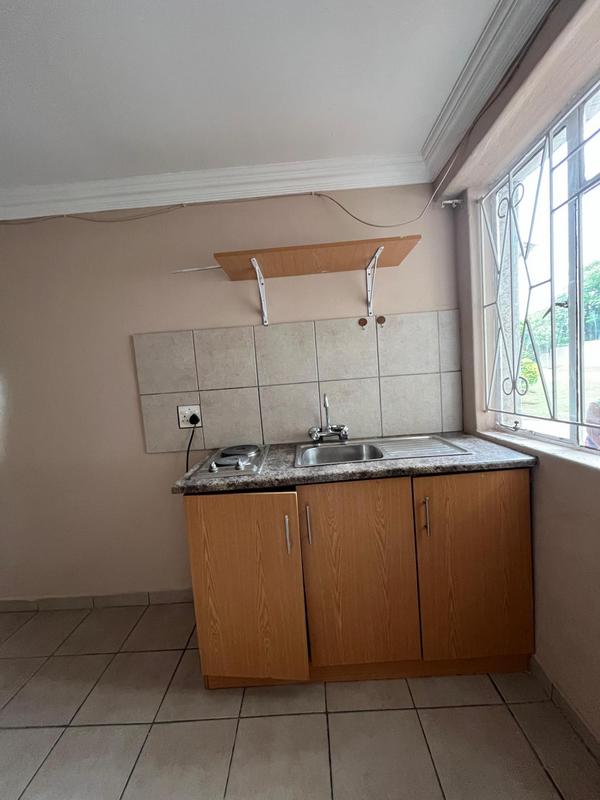 1 Bedroom Property for Sale in Lombardy East Gauteng