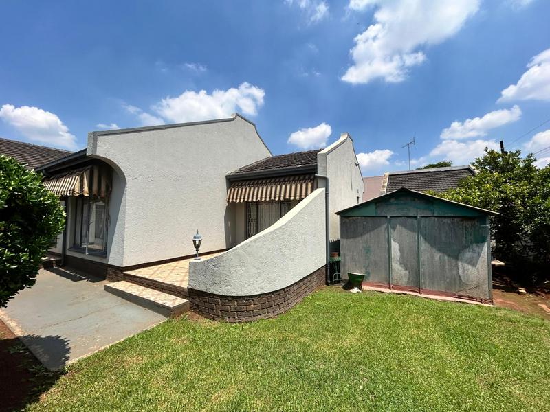 4 Bedroom Property for Sale in Bakerton Gauteng