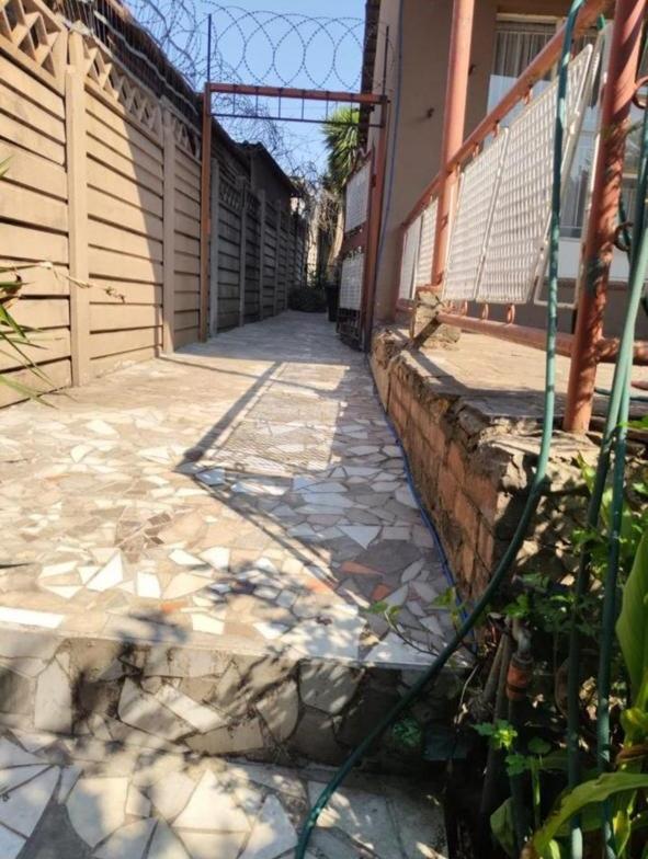 7 Bedroom Property for Sale in Rosettenville Gauteng