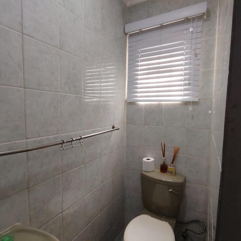 4 Bedroom Property for Sale in Ormonde View Gauteng