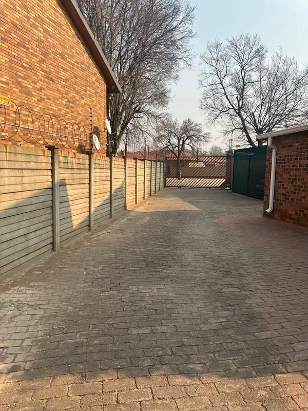 2 Bedroom Property for Sale in Vanderbijlpark Gauteng