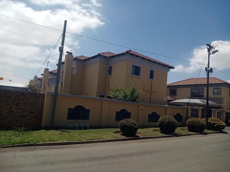 3 Bedroom Property for Sale in Randfontein Gauteng