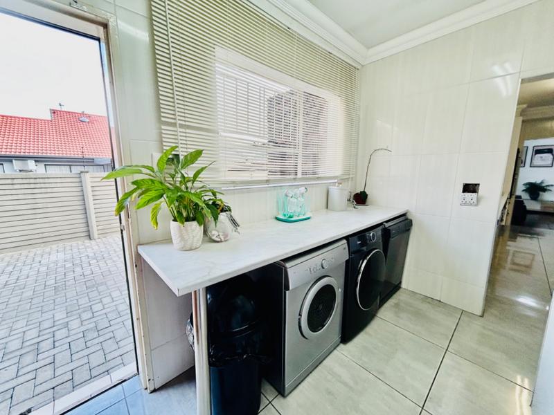 5 Bedroom Property for Sale in Vanderbijlpark SE 3 Gauteng
