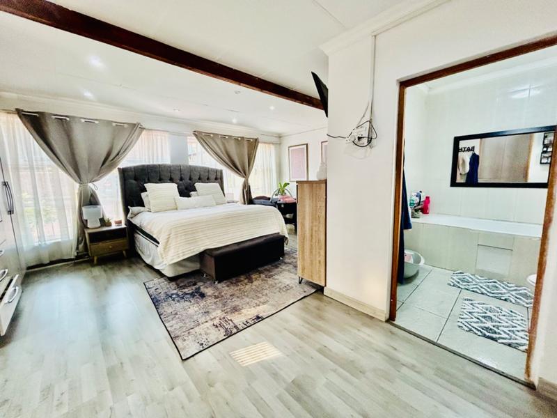 To Let 5 Bedroom Property for Rent in Vanderbijlpark SE 3 Gauteng