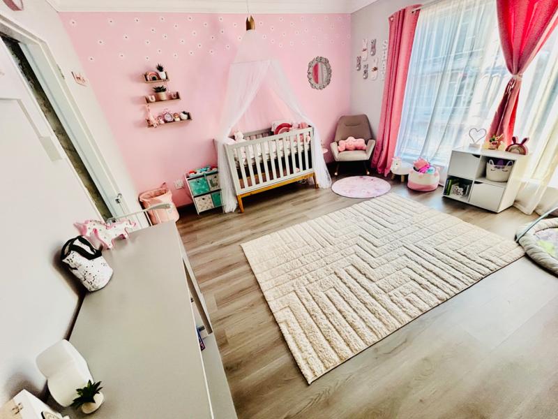 To Let 5 Bedroom Property for Rent in Vanderbijlpark SE 3 Gauteng
