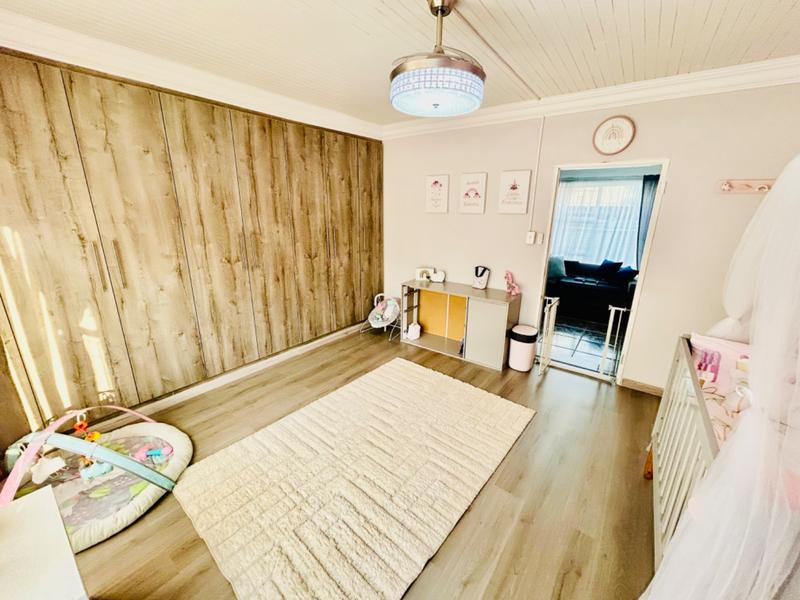 To Let 5 Bedroom Property for Rent in Vanderbijlpark SE 3 Gauteng