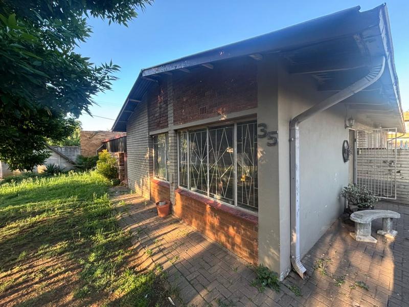 3 Bedroom Property for Sale in Vanderbijlpark CE 2 Gauteng