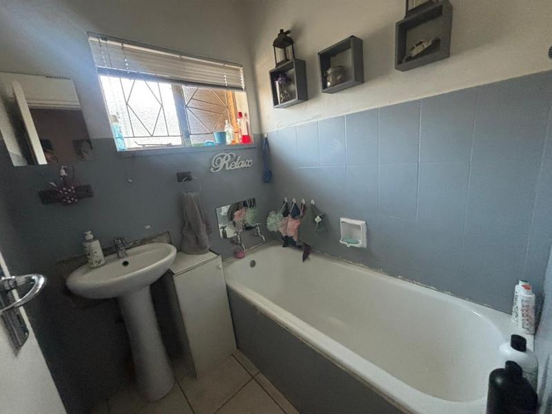 3 Bedroom Property for Sale in Vanderbijlpark CE 2 Gauteng