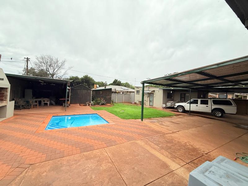 3 Bedroom Property for Sale in Vanderbijlpark CW 1 Gauteng