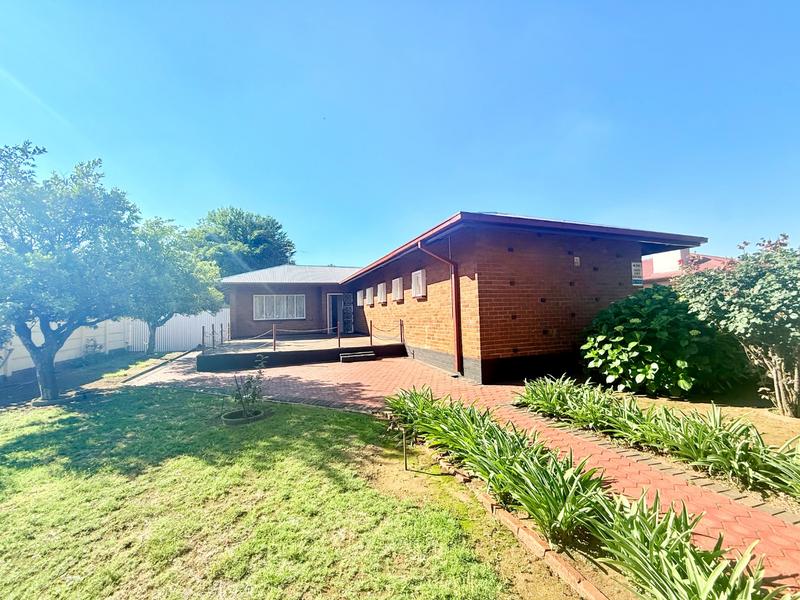 3 Bedroom Property for Sale in Vanderbijlpark CW 4 Gauteng