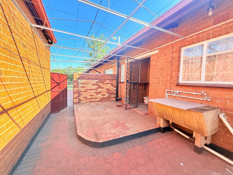 3 Bedroom Property for Sale in Vanderbijlpark CW 4 Gauteng