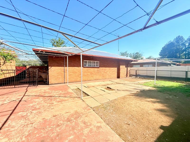 3 Bedroom Property for Sale in Vanderbijlpark CW 4 Gauteng