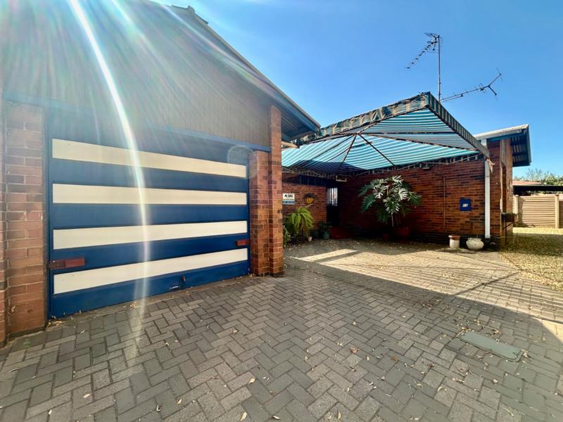 3 Bedroom Property for Sale in Vanderbijlpark CW 5 Gauteng