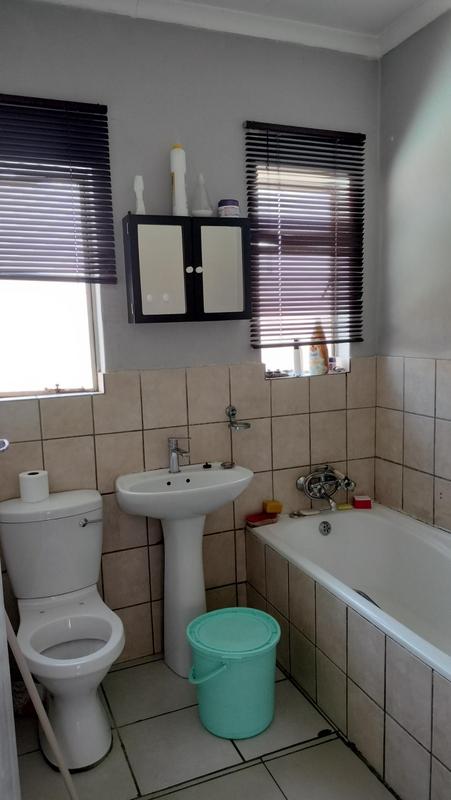 2 Bedroom Property for Sale in Meredale Gauteng