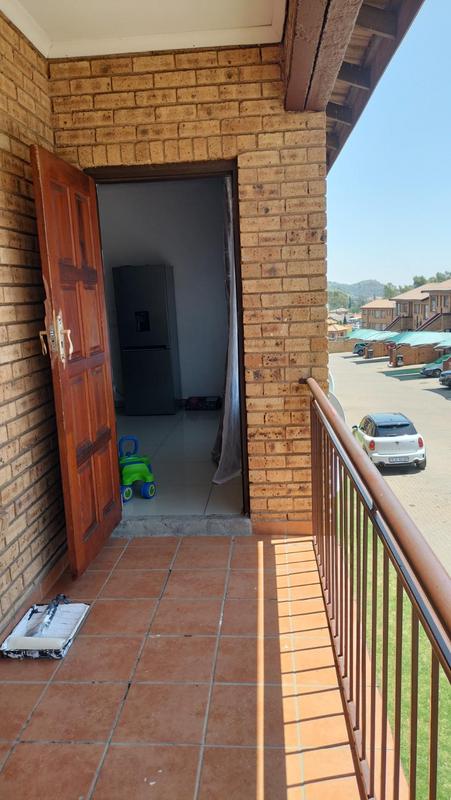 2 Bedroom Property for Sale in Meredale Gauteng