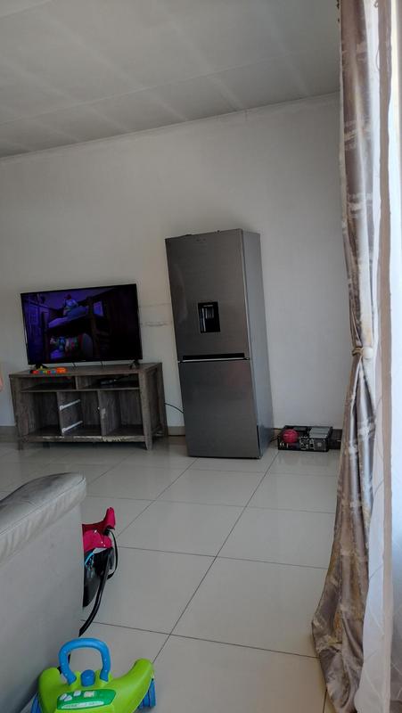 2 Bedroom Property for Sale in Meredale Gauteng