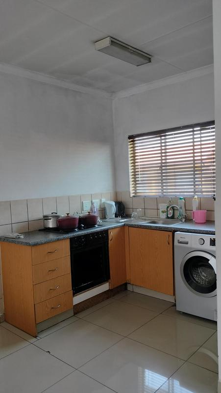 2 Bedroom Property for Sale in Meredale Gauteng