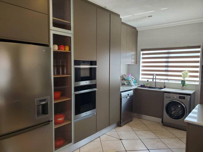 3 Bedroom Property for Sale in Heuwelsig Estate Gauteng