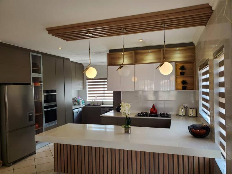 3 Bedroom Property for Sale in Heuwelsig Estate Gauteng