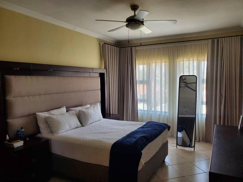 3 Bedroom Property for Sale in Heuwelsig Estate Gauteng