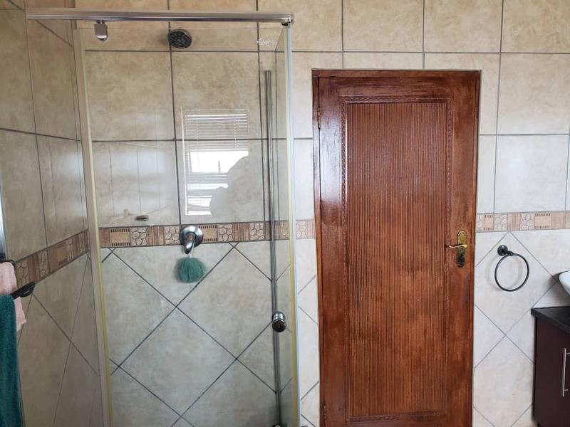 3 Bedroom Property for Sale in Heuwelsig Estate Gauteng