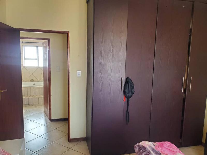3 Bedroom Property for Sale in Heuwelsig Estate Gauteng