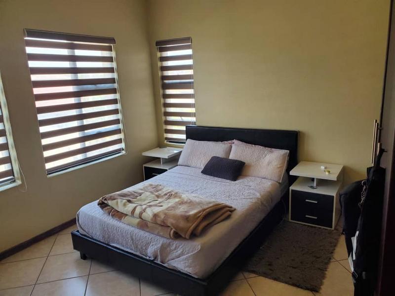 3 Bedroom Property for Sale in Heuwelsig Estate Gauteng