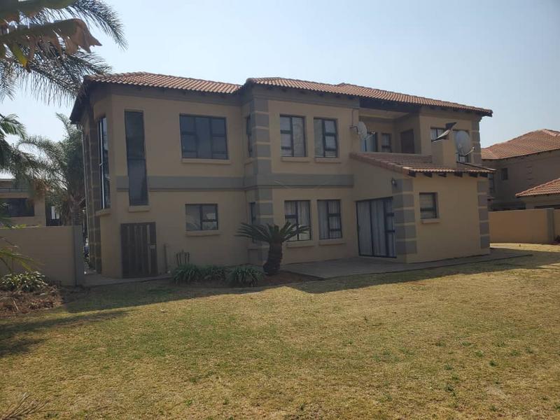 3 Bedroom Property for Sale in Heuwelsig Estate Gauteng