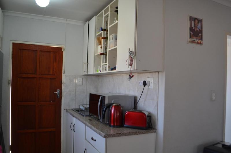 To Let 2 Bedroom Property for Rent in Alveda Park Gauteng