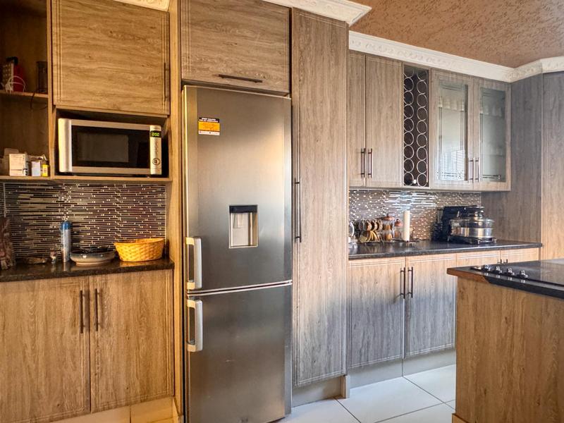 4 Bedroom Property for Sale in Hospital View Gauteng