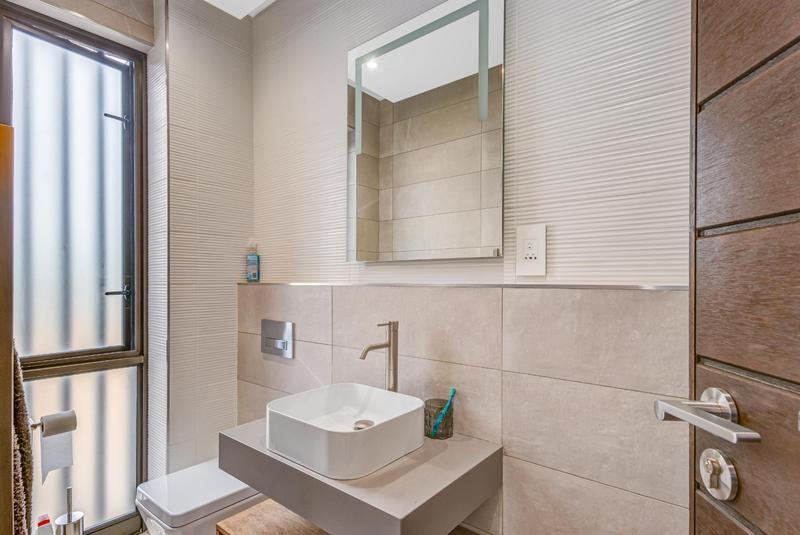 5 Bedroom Property for Sale in Steyn City Gauteng