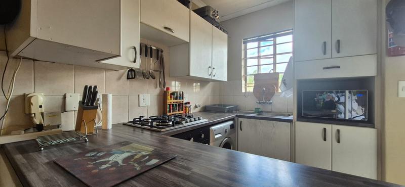 To Let 2 Bedroom Property for Rent in Lyttelton Manor Gauteng