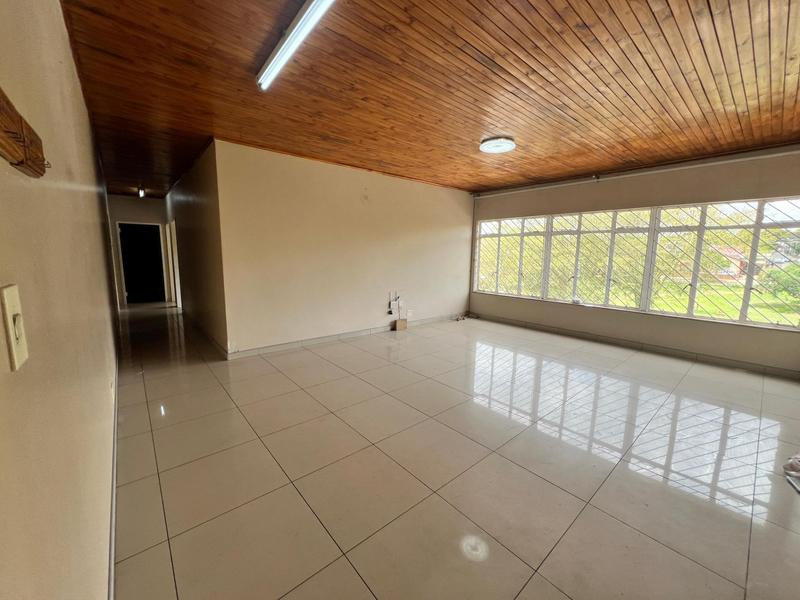 To Let 4 Bedroom Property for Rent in Laudium Gauteng