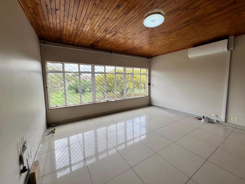 To Let 4 Bedroom Property for Rent in Laudium Gauteng