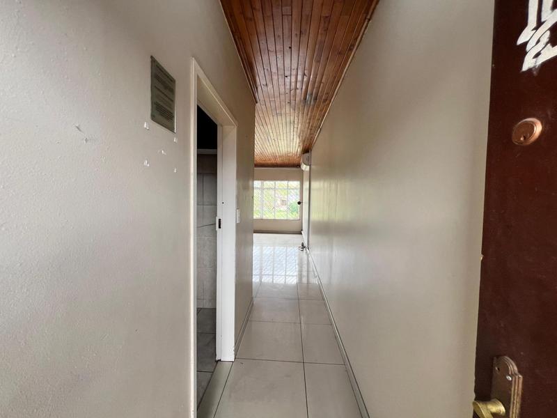 To Let 4 Bedroom Property for Rent in Laudium Gauteng