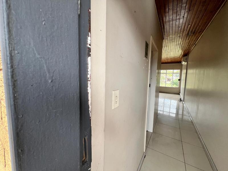 4 Bedroom Property for Sale in Laudium Gauteng