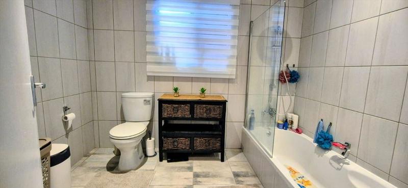 3 Bedroom Property for Sale in Beyers Park Gauteng