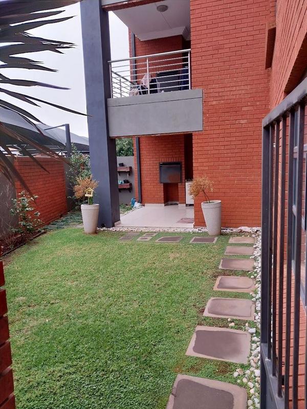 3 Bedroom Property for Sale in Eveleigh Gauteng